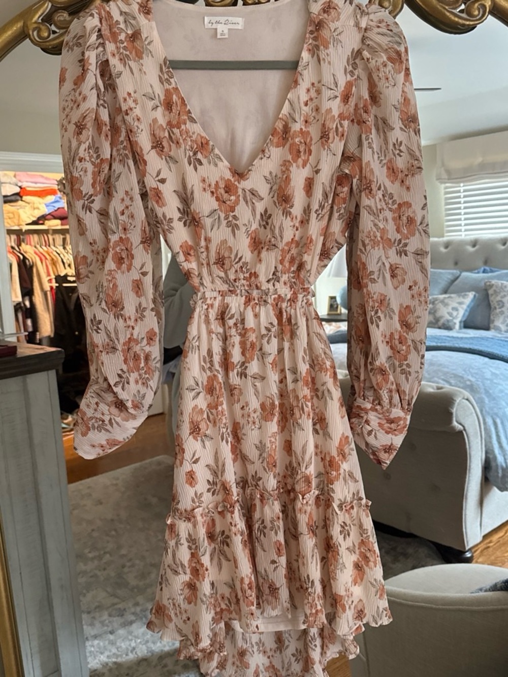 Floral V-Neck cut out back Dress in Peach Cream